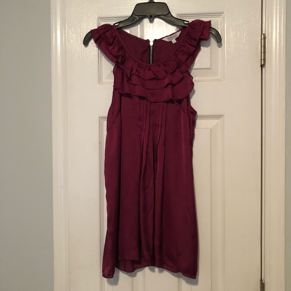 Sleeveless dark purple blouse